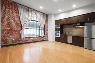 16 Jessie St in San Francisco, CA - Building Photo - Building Photo