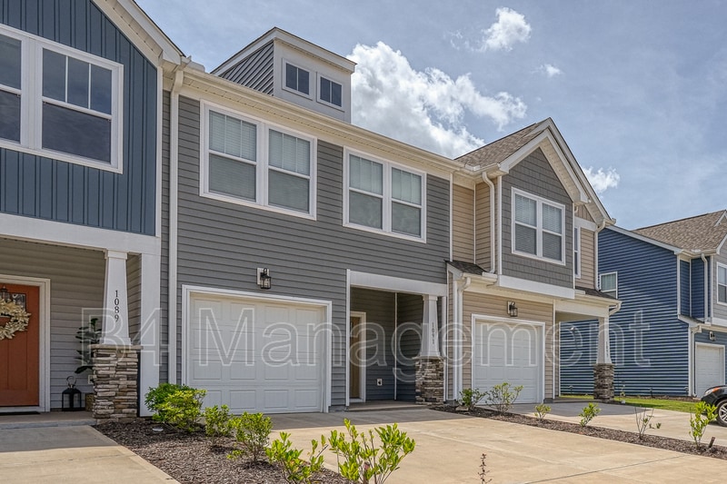 1091 Millison Pl in Moore, SC - Building Photo