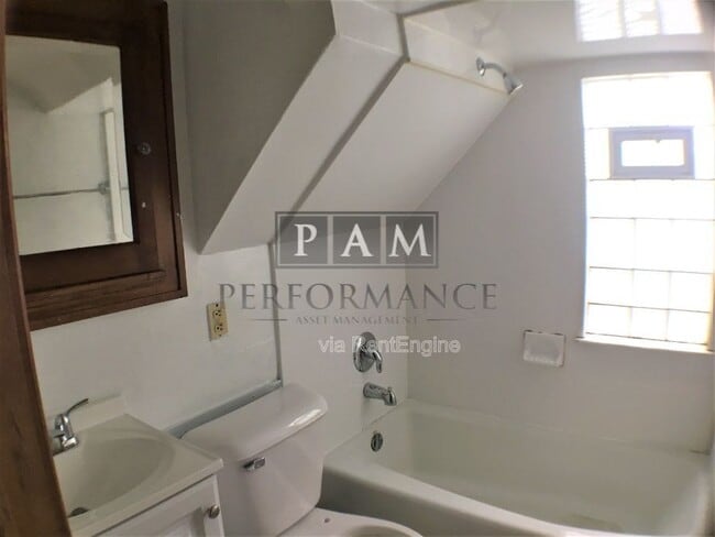 1132 S 57th St in West Allis, WI - Building Photo - Building Photo