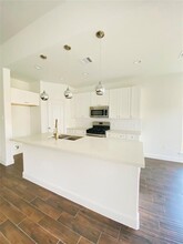 8301 Livingston St in Houston, TX - Building Photo - Building Photo