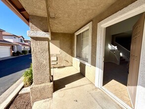 1654 Spinwood Ln in Simi Valley, CA - Building Photo - Building Photo