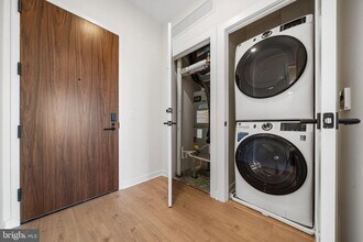 255 W Falls Station Blvd in Falls Church, VA - Building Photo - Building Photo