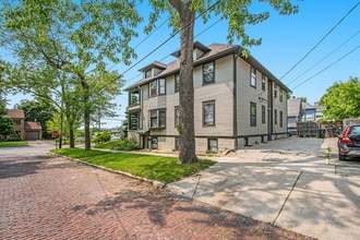 456 Lafayette Ave SE in Grand Rapids, MI - Foto de edificio - Building Photo