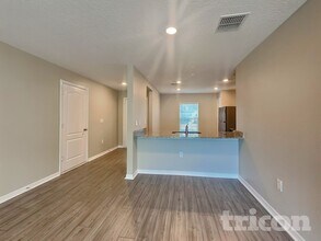 12 Ponderosa Ln in Palm Coast, FL - Foto de edificio - Building Photo