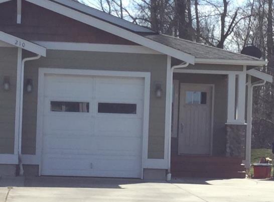 210 Walnut Grove Ct in Everson, WA - Building Photo