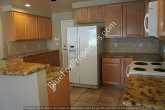 2516 N Yellow Flower Trail in Tucson, AZ - Building Photo - Building Photo