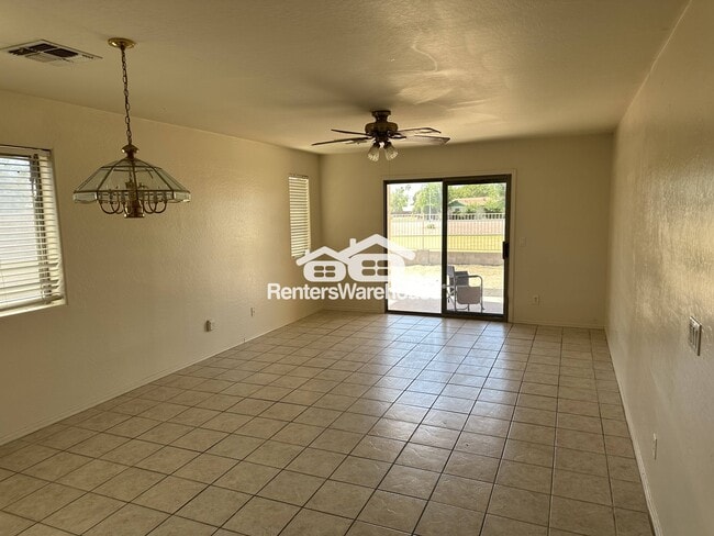639 E Arizona Ave in Buckeye, AZ - Building Photo - Building Photo