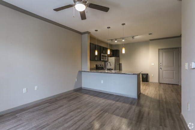 6520 Jamail Dr in Houston, TX - Building Photo - Building Photo