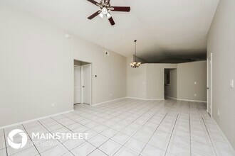 2989 Stillwater Dr in Kissimmee, FL - Building Photo - Building Photo
