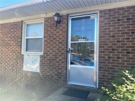 4959 Fieldcrest Dr in Fayetteville, NC - Building Photo
