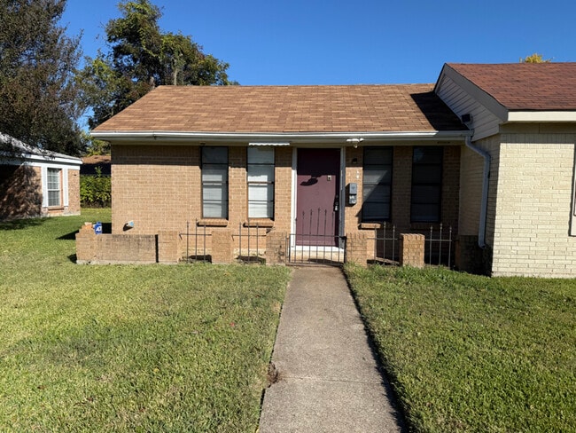 property at 2225 Loreco St