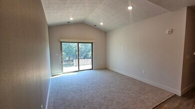 Avenue East in Sioux City, IA - Building Photo - Building Photo
