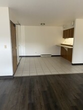 204 Ski Ct, Unit 204 in Fitchburg, WI - Foto de edificio - Building Photo