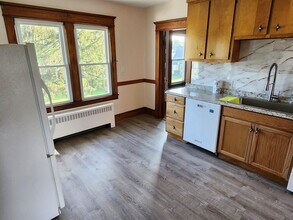 43 Wildermere St in Chicopee, MA - Building Photo - Building Photo