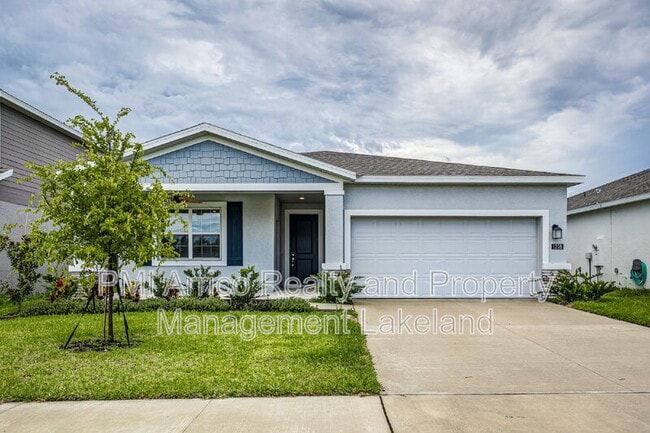 1228 Tyler Lp in Winter Haven, FL - Building Photo - Building Photo
