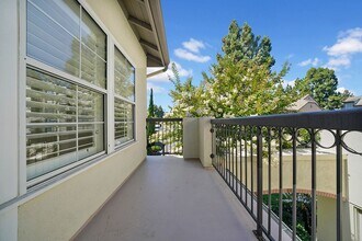 94 Anjou in Newport Beach, CA - Building Photo - Building Photo