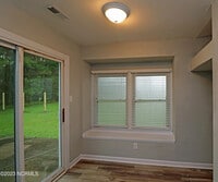 498 Hemlock Dr photo'