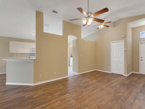 962 E 13th Square in Vero Beach, FL - Building Photo - Building Photo