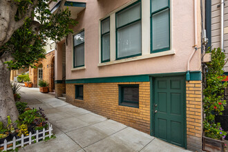 4632 18th St in San Francisco, CA - Building Photo - Building Photo