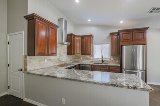 6426 E Sandra Terrace in Scottsdale, AZ - Building Photo - Building Photo