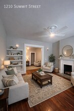 1210 Summit St in Columbus, OH - Building Photo - Building Photo