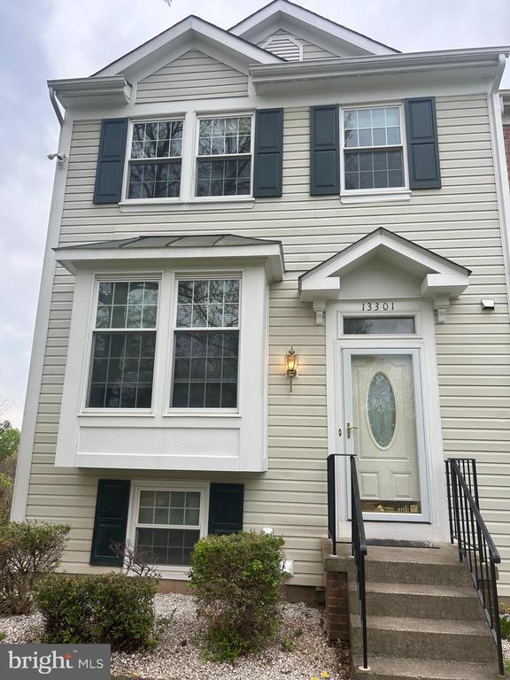 13301 Burkitts Rd in Fairfax, VA - Building Photo - Building Photo