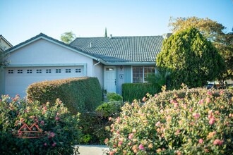 2135 Hikido Dr in San Jose, CA - Building Photo - Building Photo