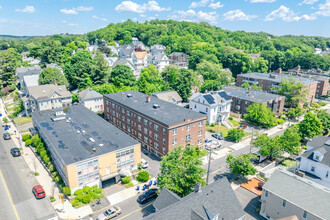 166 Mountain Ave in Malden, MA - Foto de edificio - Building Photo
