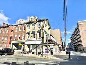 101 N 8th St in Allentown, PA - Foto de edificio - Primary Photo