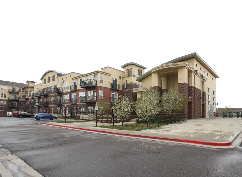 Lincoln Square Lofts in Littleton, CO - Building Photo