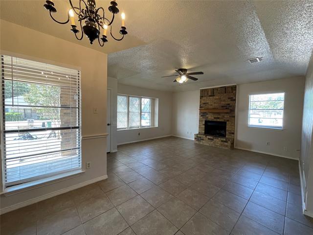 6601 Laura Ann Ct in Richland Hills, TX - Building Photo - Building Photo