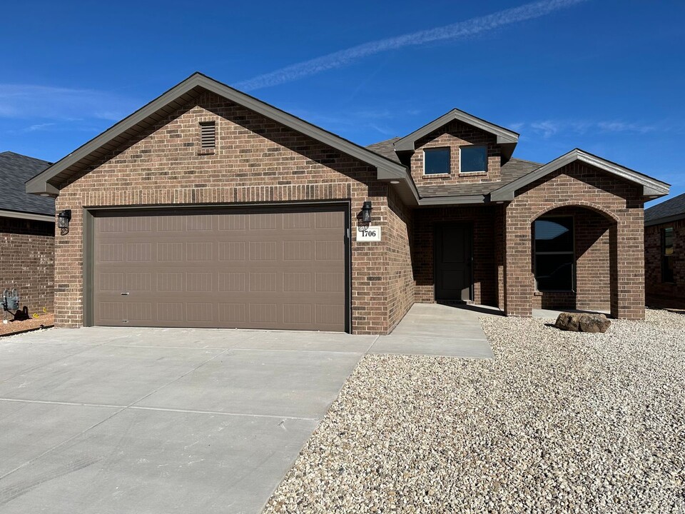 1706 141st St in Lubbock, TX - Building Photo