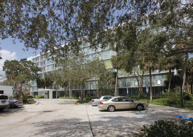 Sailboat Bend Apartments- 62+ Senior in Fort Lauderdale, FL - Building Photo - Building Photo