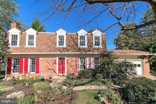 property at 2001 Friendship Ln
