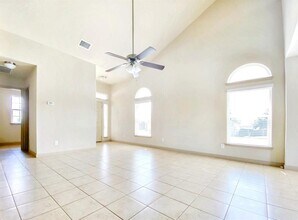 723 Spectrum Dr in New Braunfels, TX - Building Photo - Building Photo