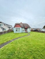 2100 Bay Ave in Aberdeen, WA - Building Photo