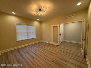 4570 Hebron Dr in Merritt Island, FL - Building Photo - Building Photo