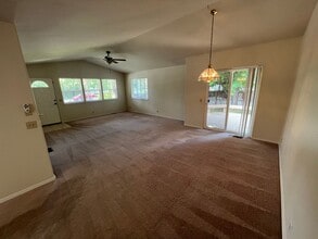 62613 Hawkview Road in Bend, OR - Building Photo - Building Photo
