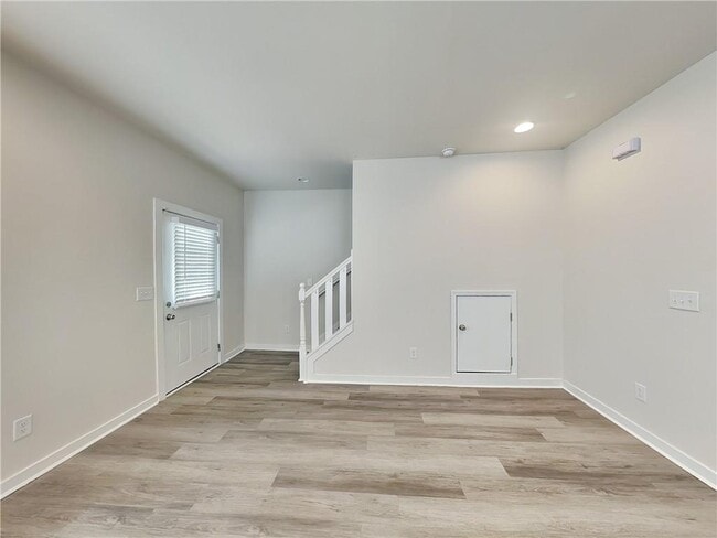 410 Sunset Ave NW in Atlanta, GA - Building Photo - Building Photo