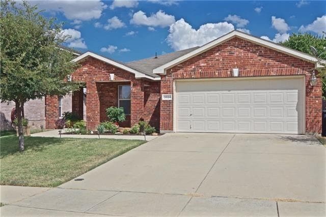 13824 Canyon Ranch Rd in Roanoke, TX - Building Photo - Building Photo