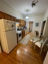 53 Bay State Rd, Unit 1R in Boston, MA - Building Photo