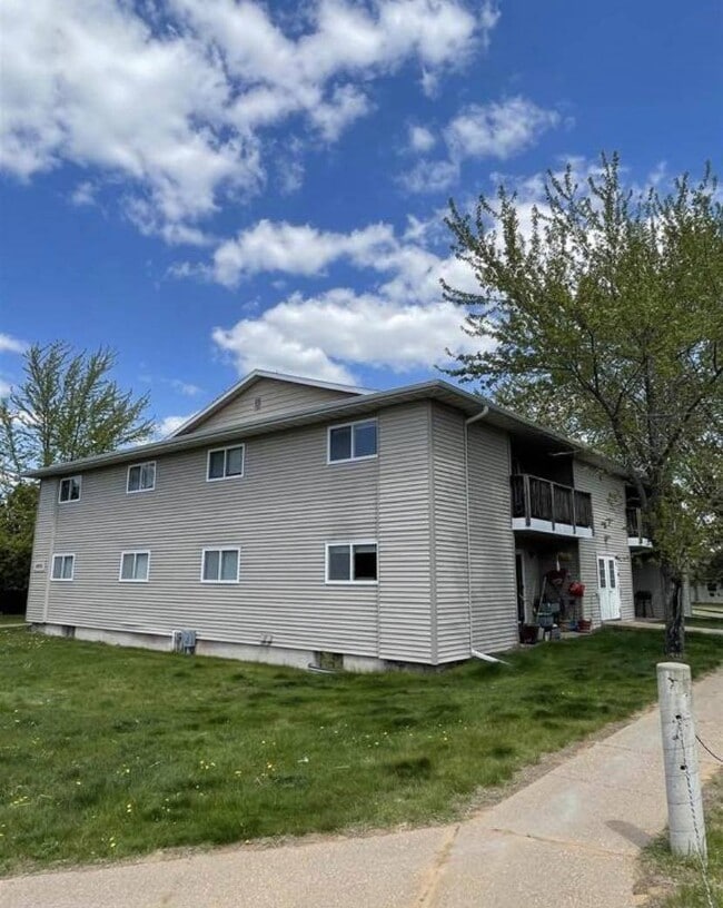 property at 4903 Aspen St