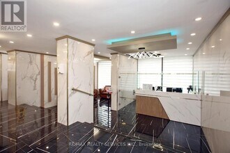 507-10 Sunny Glenway in Toronto, ON - Building Photo - Building Photo
