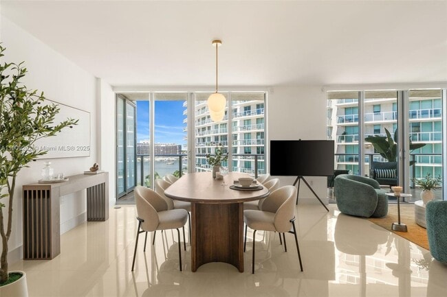 6620 Indian Creek Dr in Miami Beach, FL - Foto de edificio - Building Photo