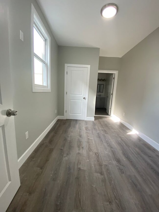 property at 121 N Lake Ave