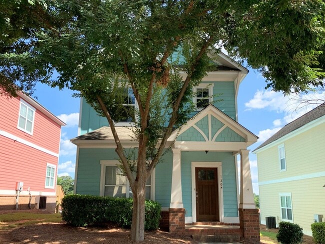 property at 120 Artisan Pl