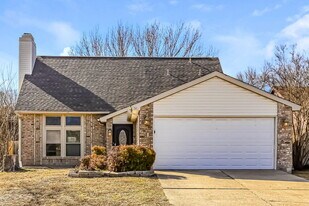 511 Rosewood Ln in Forney, TX - Building Photo