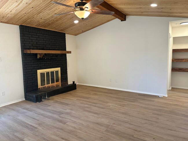 property at 6616 Moss Ln