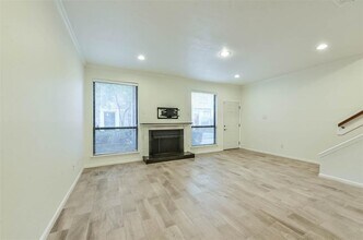 1201 McDuffie St in Houston, TX - Building Photo - Building Photo