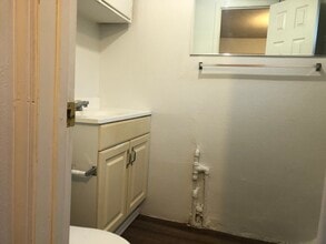 634 NE Gray Ln, Unit 1 in Pullman, WA - Foto de edificio - Building Photo